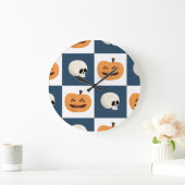 Skulls and Pumpkins Checks ラージ壁時計 (ホーム)
