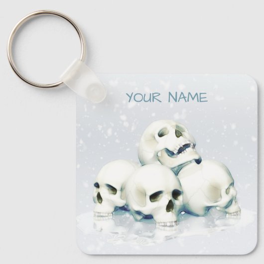 Skulls in the snow. Personalized キーホルダー (正面)