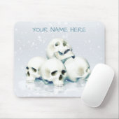 Skulls in the snow. Personalized マウスパッド (マウス)