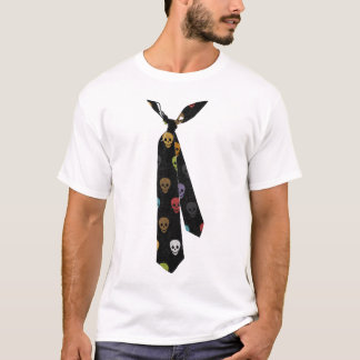 Skullzのタイのティー Tシャツ