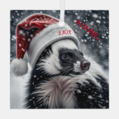 Skunk in Santa Hat Ceramicオーナメント ガラスオーナメント (裏面)