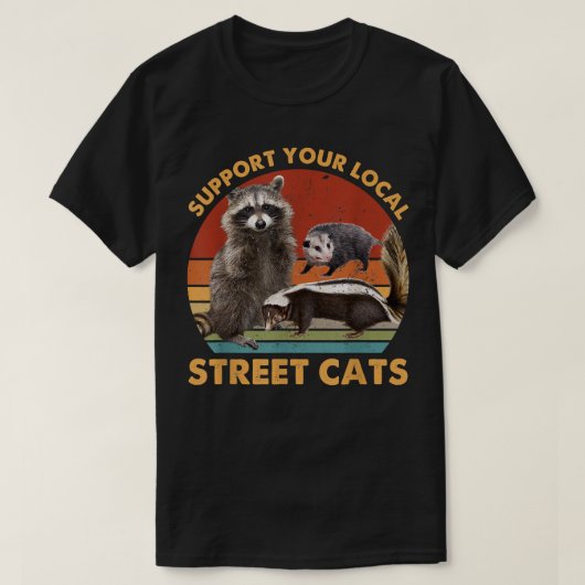Skunk, Support Local通りCats Raccoon Tシャツ (デザイン正面)