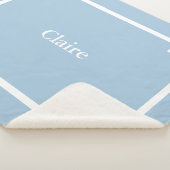 Sky Blue and White Greek Key Monogram シェルパブランケット (3/4)