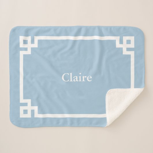Sky Blue and White Greek Key Monogram シェルパブランケット (正面(横))