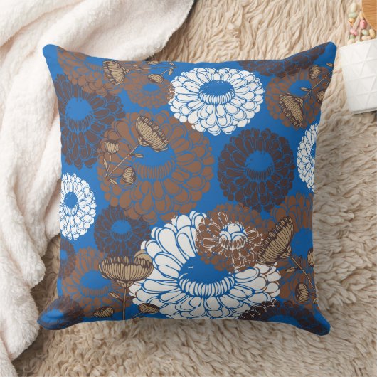 Sky Blue Broun Flower Throw Pillow クッション (ブランケット)