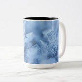 "Sky Blue Ice Cube Coffee Mug: Chill and Sip" ツートーンマグカップ (正面右)
