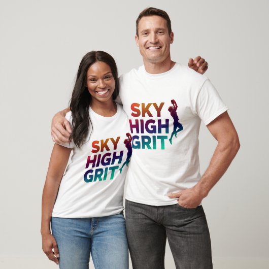 Sky High Grit Football Motivational Sports Tシャツ (ユニセックス)