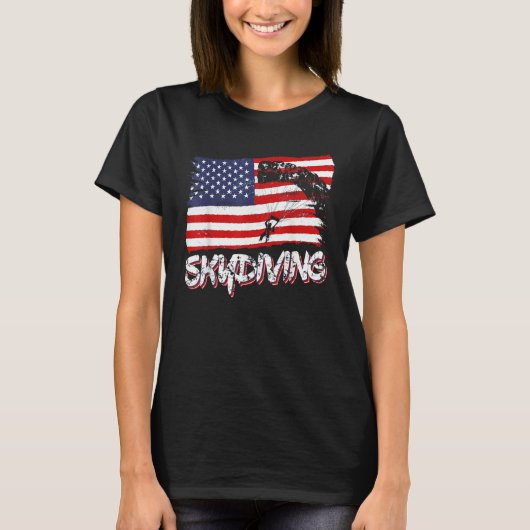 Skydive Parachute Skydiver Parachutist USA Flag Di Tシャツ (正面)