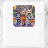 Skye Terrier Trick-or-Treating Halloween Costumes スクエアシール (バッグ)