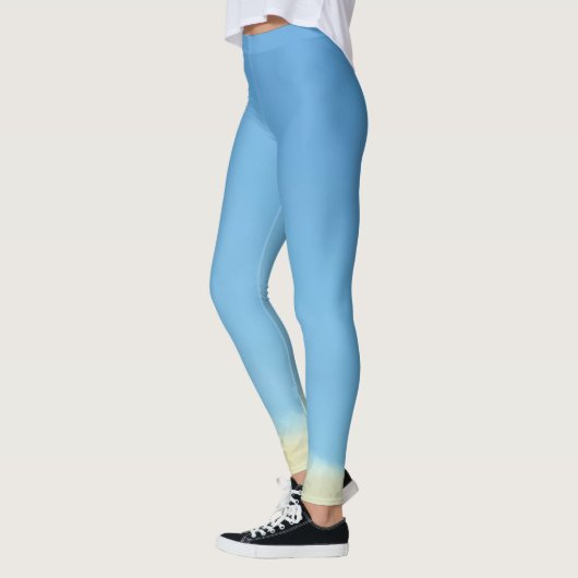 Sky's the Limit  Leggings レギンス (左)