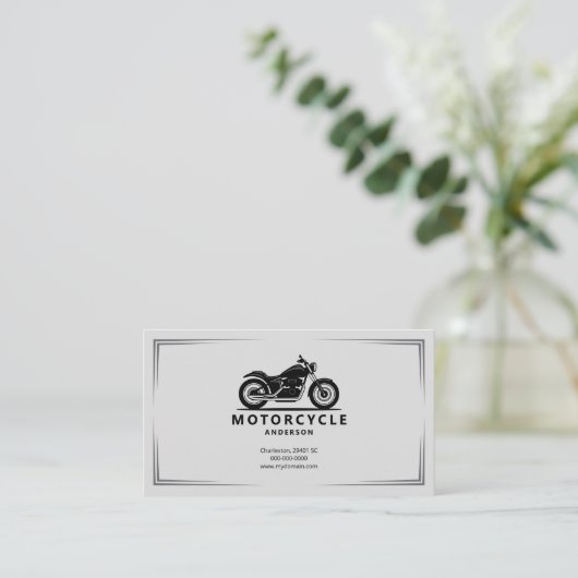 Sleek Black Motorcycle Silhouette 名刺 (スタンド正面)