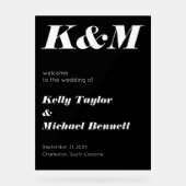 Sleek Black Welcome with Initials アクリルサイン (正面)