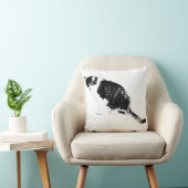 Sleek Cat Contour Elevates Home Interiors クッション (椅子)