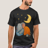 Sleeping Baby Elephant Under the Moon – Cute Dream Tシャツ (正面)