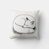 Sleeping Fox Throw Pillow | Cozy Animal Home Decor クッション (正面)