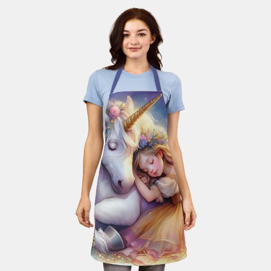 Sleeping Girl Unicorn Dreamscape エプロン (着用した状態)