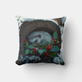 Sleeping hedgehog still loves Christmas クッション (正面)