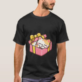 Sleeping Kawaii Ginger Cat in Pink Gift Box ✨🎁 Tシャツ (正面)
