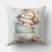 Sleeping Owl in Stacked Floral Teacups クッション (裏面)