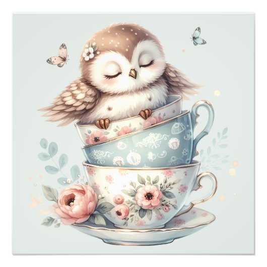 Sleeping Owl in Stacked Floral Teacups フォトプリント (正面)