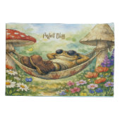 Sleeping Toad and Mushrooms Pillowcase Set  枕カバー (裏面-左)