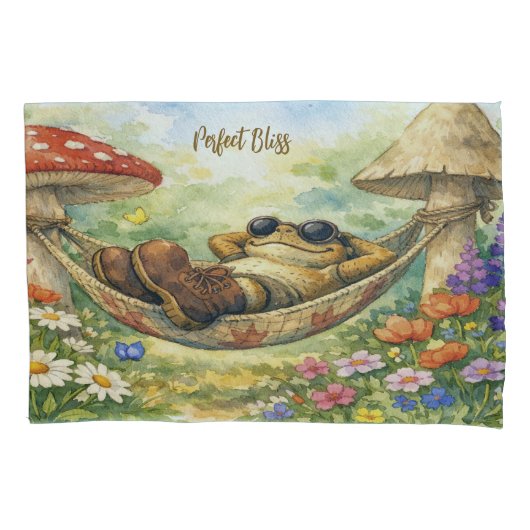 Sleeping Toad and Mushrooms Pillowcase Set  枕カバー (正面左)