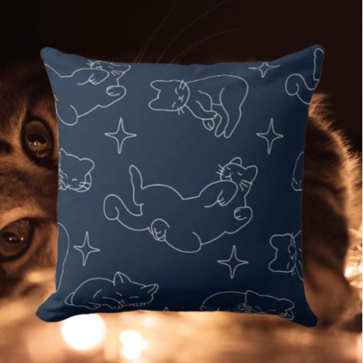 Sleepy Cat Lover Throw Pillow – Cozy Pattern クッション
