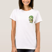 Sleepy Green Turtle Sipping Dark Coffee Tシャツ (正面)