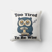 Sleepy Retro Owl Square Throw Pillow クッション (正面)