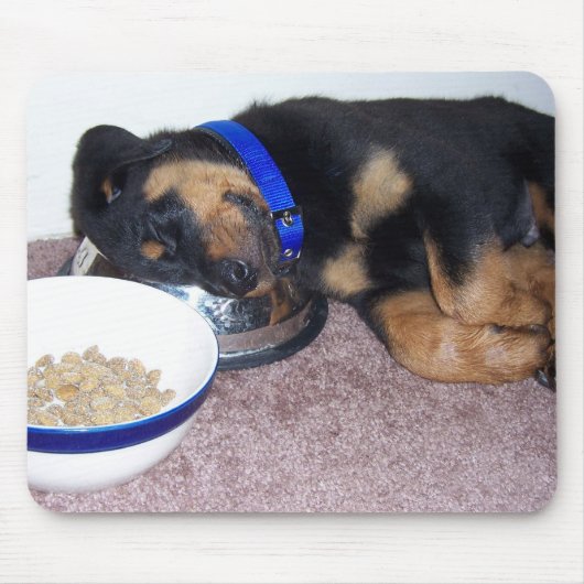 sleepyhead rottweiler. マウスパッド (正面)