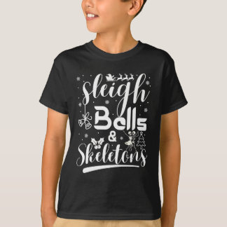 Sleigh bells & skeletons dancing funny christmas tシャツ