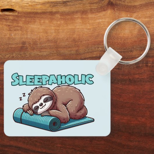 Sleppaholic - Sleeping Sloth On Yoga mat キーホルダー (正面)