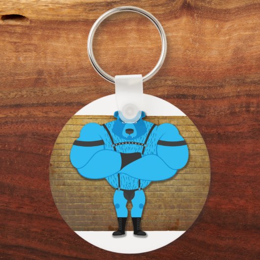 SlipperyJoeのゲイの筋肉は漫画のThongのリードを負担 キーホルダー (正面)