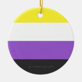 SlipperyJoeのノンバイナリー Pride フラッグ 黄色 白 セラミックオーナメント (正面)