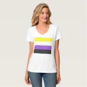 SlipperyJoeのノンバイナリー Pride フラッグ 黄色 白 Tシャツ (正面フル)