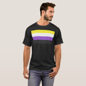 SlipperyJoeのノンバイナリー Pride フラッグ 黄色 白 Tシャツ (正面フル)