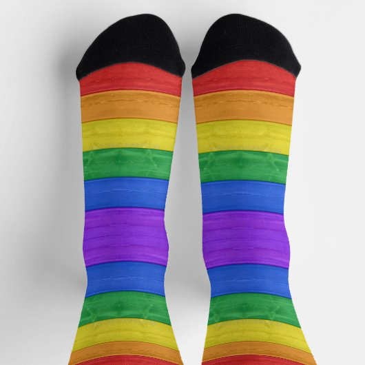 SlipperyJoeのプライド木製の旗の水平虹 ソックス (上部)