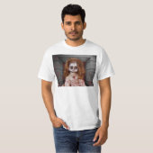 SlipperyJoeの古い人形のハッピーハローウィン不気味なブロー Tシャツ (正面フル)