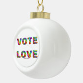 SlipperyJoeの投票愛の平等ゲイプライドギフトL セラミックボールオーナメント (右)