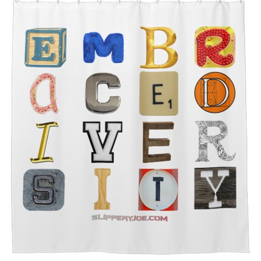 SlipperyJoeの採用する多様性のカットアウト文字c シャワーカーテン (正面)