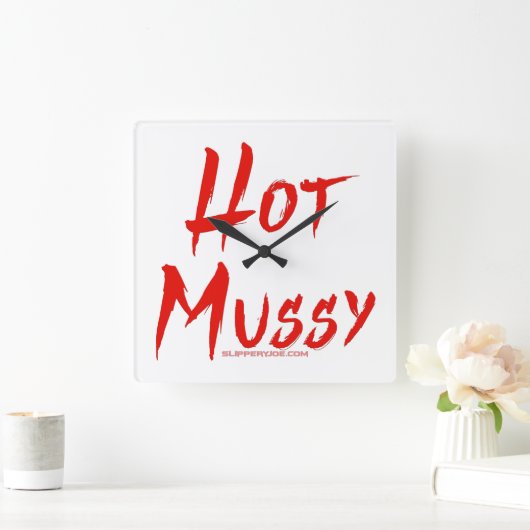 SlipperyJoeの熱いムッシーはっきりしたの鮮やかな赤い文字ブラシ スクエア壁時計 (ホーム)