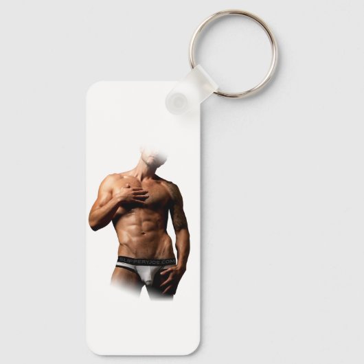 SlipperyJoeの男性の下着のふくらみ紫色の青いアバスト キーホルダー (裏面)