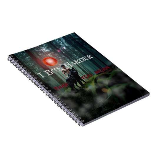 SlipperyJoeの神秘的なハロウィーン – スタイルの雰囲気 ノートブック (右側)