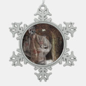 SlipperyJoeの筋肉の幽霊石の薄暗い点灯のトンネル スノーフレークピューターオーナメント (正面)