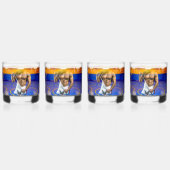 SlipperyJoeの筋肉質な男性は6パックのジムのトレーニングを膨らませる ウイスキーグラス (正面)