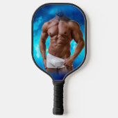 SlipperyJoeの筋肉質の髭のある男の白い下着 ピックルボールラケット (裏面)