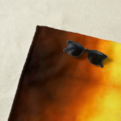 SlipperyJoeの黄色のソフトボール火炎が燃え上がる ビーチタオル (インサイチュ)