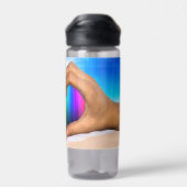 SlipperyJoeの2つの心のある手の異人種間の男性h ウォーターボトル (背面)