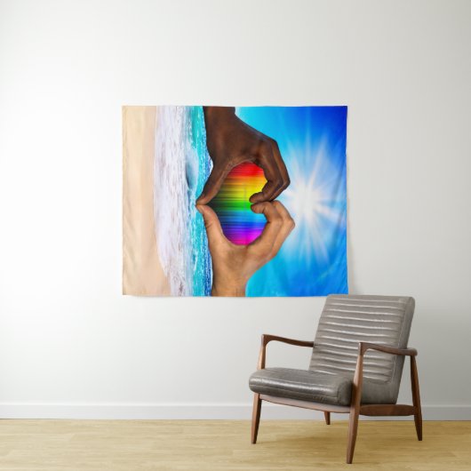 SlipperyJoeの2つの心のある手の異人種間の男性h タペストリー (インサイチュ(横))