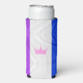 SlipperyJoeドラッグプライドフラグ紫ホワイトブルーカラス スリム缶クーラー (Seltzer正面)